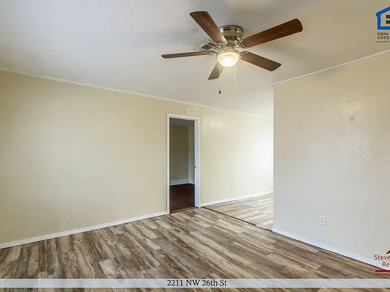 2211 NW 26th St — Photo 38
