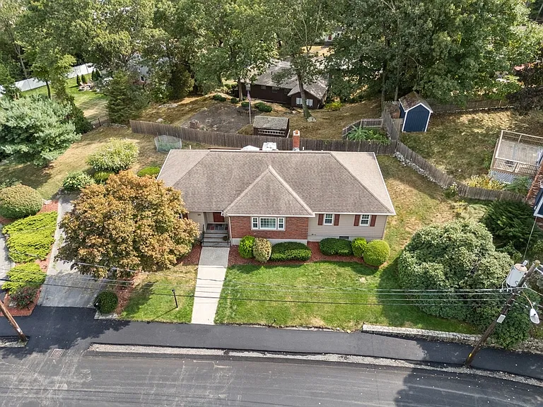 29 Anthony Ln — Photo 15