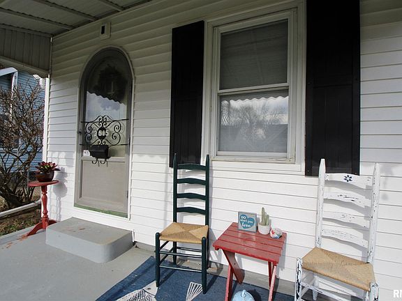 3rd image of 2515 W Downs Cir