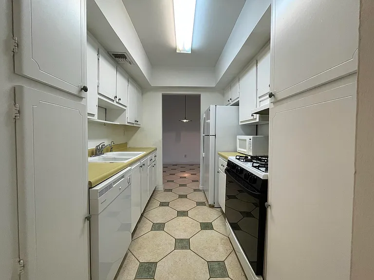 1601 S Flagler Dr #303O — Photo 7