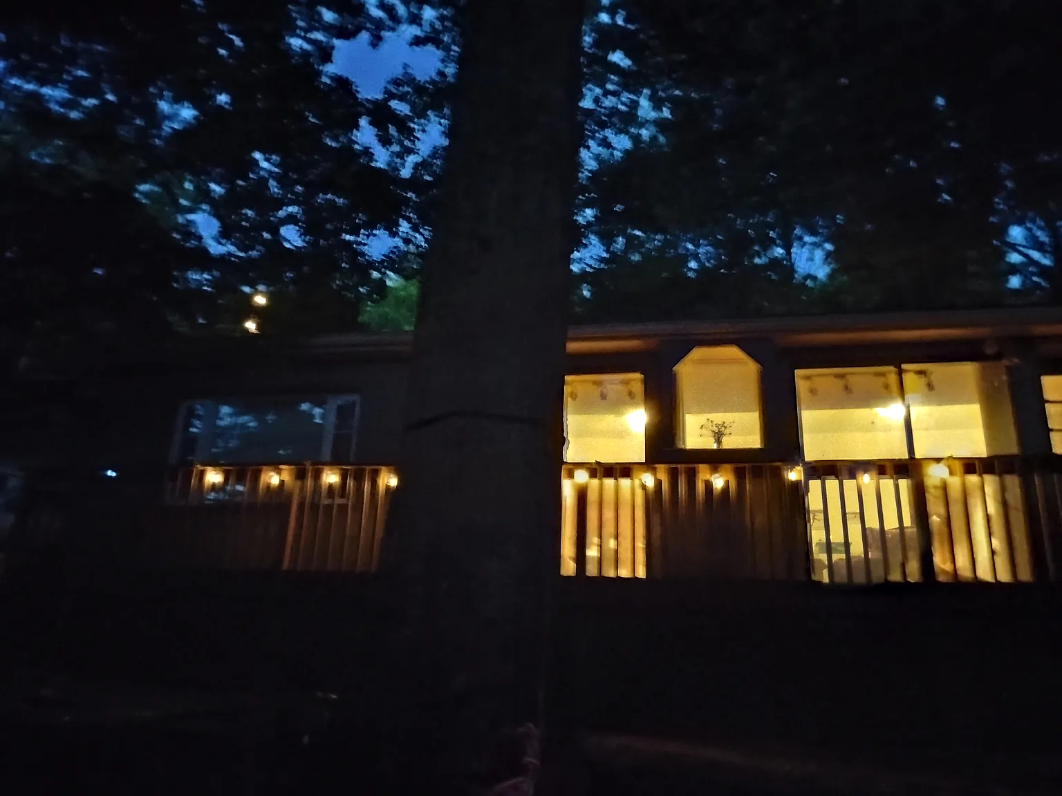 3 bed, 1090 sqft, $3,200 — Photo 4
