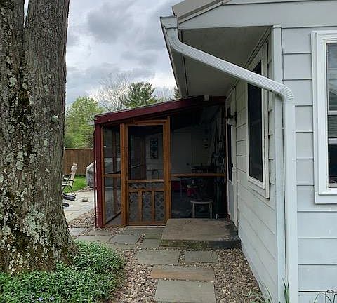 Back Entrance & Screened-In Porch