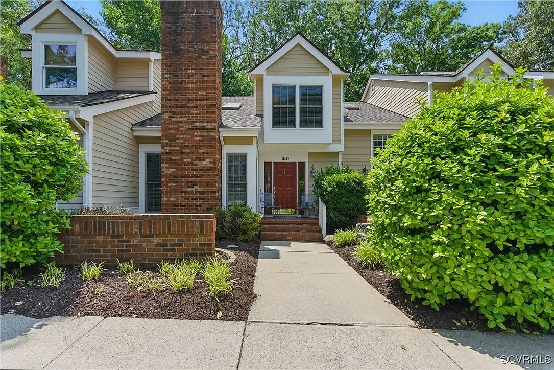 1835 Fairwind Cir photo 1