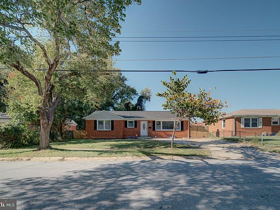 3rd image of 2000 Gaither St