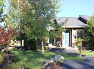 5656 Autumn Gold Dr, Klamath Falls, OR 97601