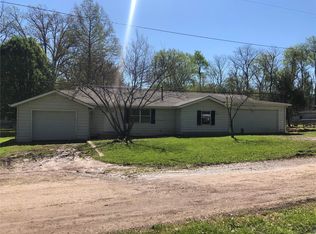 1336 SW Ralls Dr, Bismarck, MO 63624