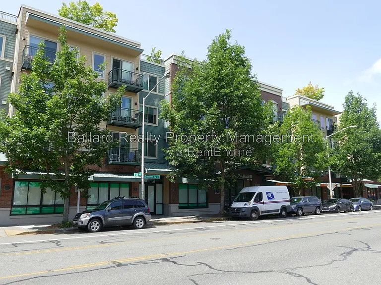 6801 Greenwood Ave N #310 — Photo 1