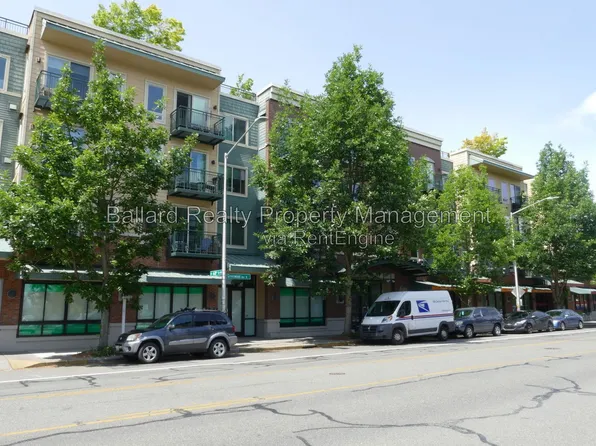 6801 Greenwood Ave N Unit 310, Seattle, WA 98103