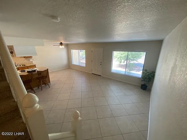 929 Genoa Dr — Photo 5