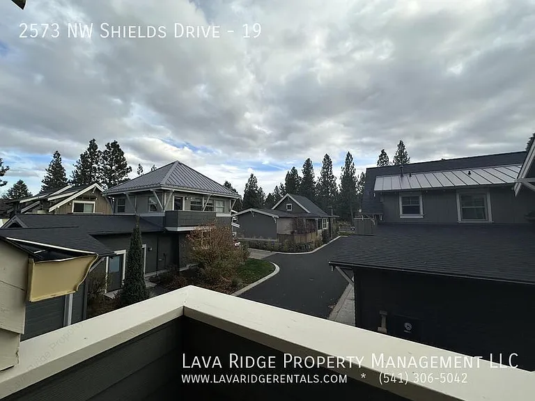 2573 NW Shields Dr #19 — Photo 31