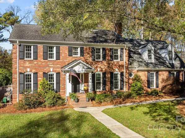 7718 Covey Chase Dr, Charlotte, NC 28210