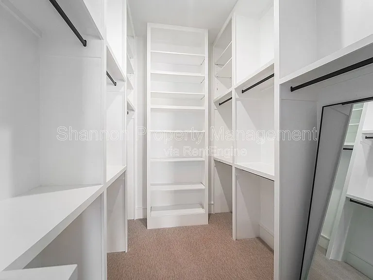 2221 Francis St — Photo 16