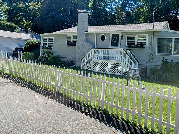 Single story cape with detached (1) car garage