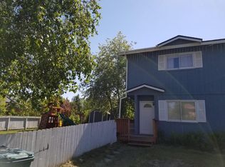8890 McClellan Cir, Anchorage, AK 99502