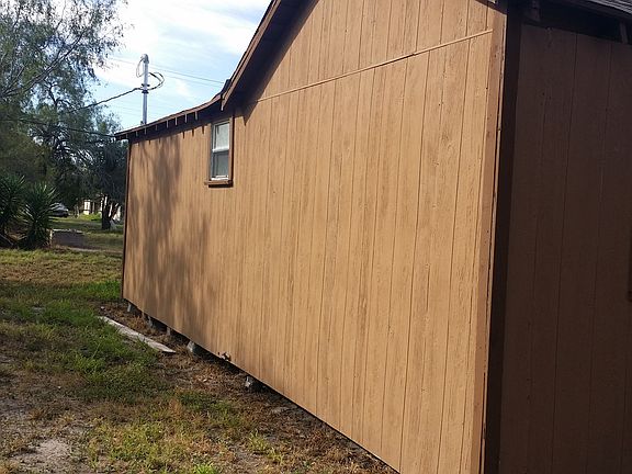 5th image of 617 W Huisache Ave