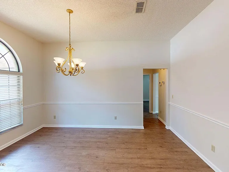 3052 Marrano Dr — Photo 4