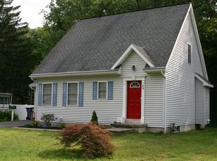 24 Hungerford Rd, Albany, NY 12203