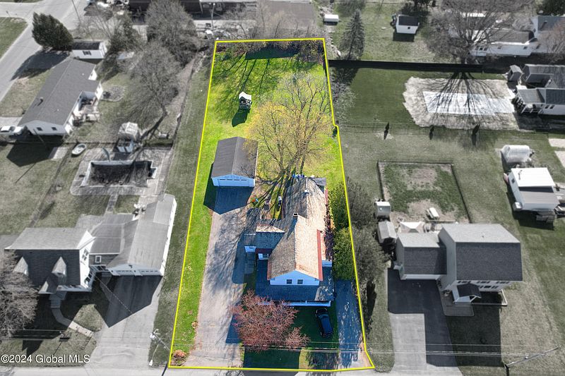 3rd image of 30-32 North Street