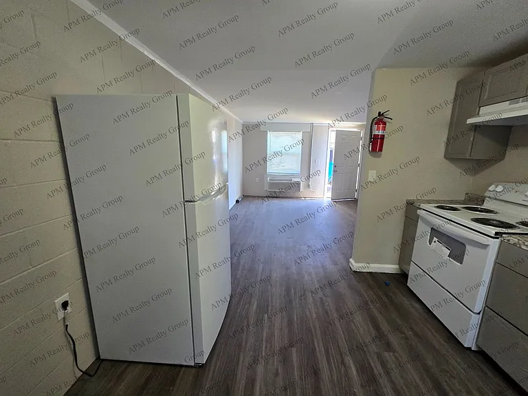 2815D Howell Ct — Photo 8
