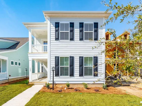 2 Cantona Dr, Summerville, SC 29483