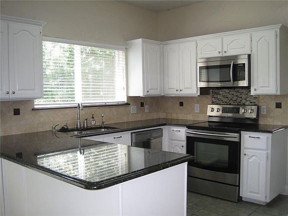 5th image of 2153 N Aspenwood Dr