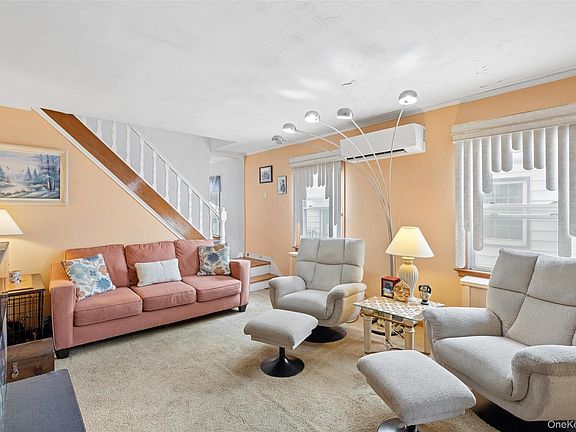 3rd image of 85-16 248th Street