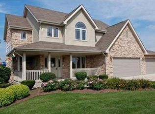 18020 Oakwood Ln, Lowell, IN 46356