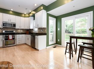 23 Sterling Ct, Rockville, MD 20850