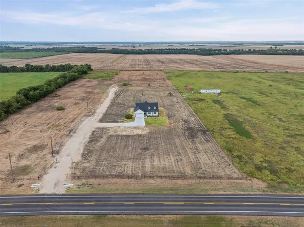 4815 W Farm To Market #485, Buckholts, TX 76518