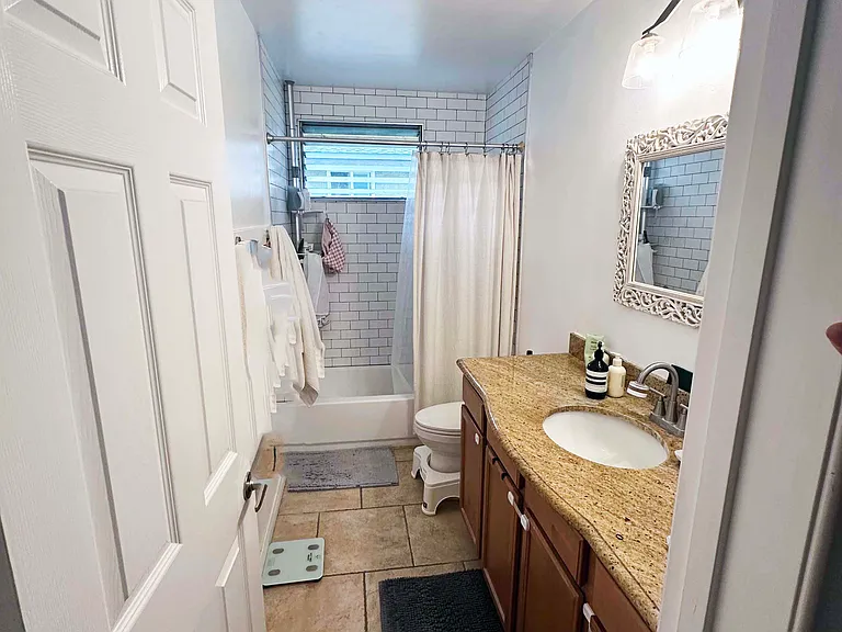 1430 W Lambert Rd #404 — Photo 5