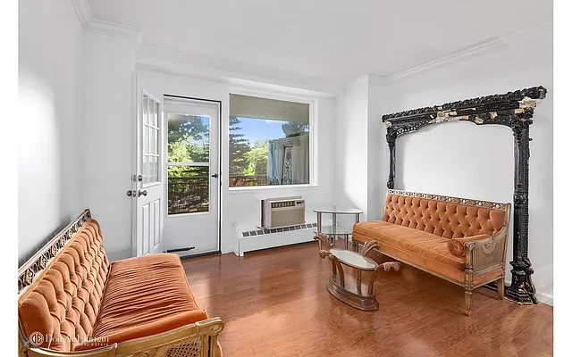 Rented by Douglas Elliman | media 14