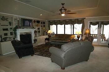 3rd image of 6110 Stillwood Dr