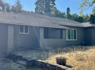 1211 S Dora St, Ukiah, CA 95482