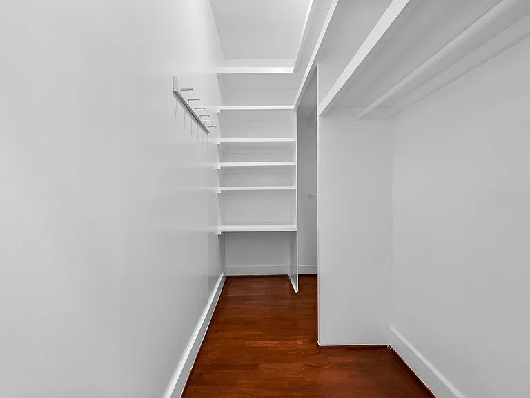 915 Palms Blvd — Photo 18