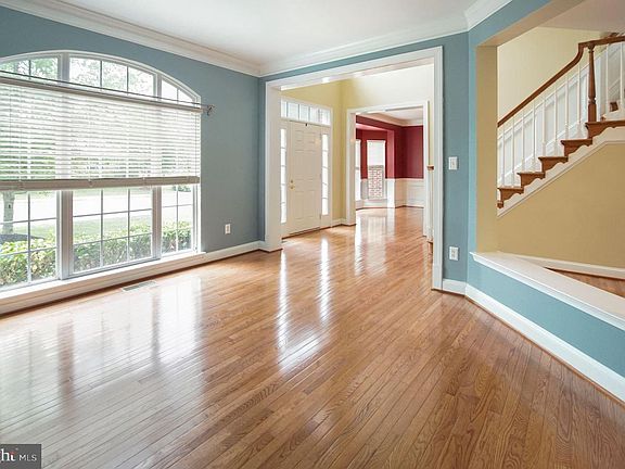 3rd image of 23437 Canna Ct