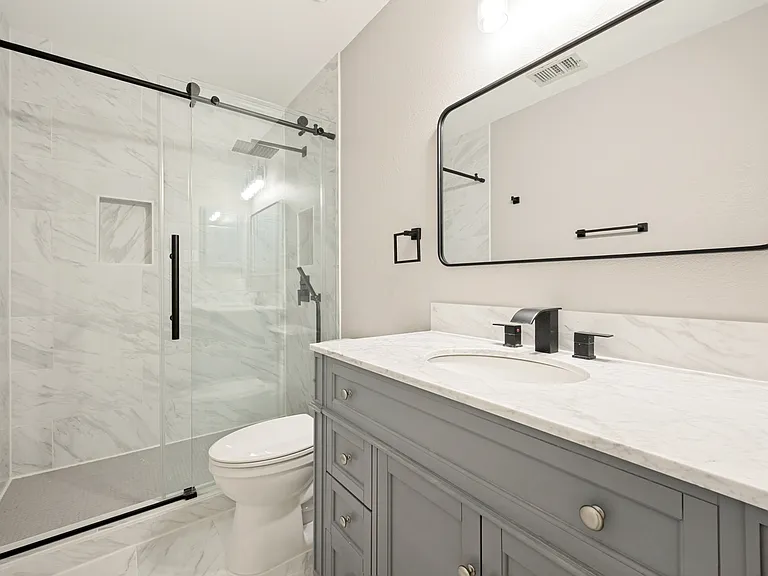 2505 Lakeshore Dr — Photo 19