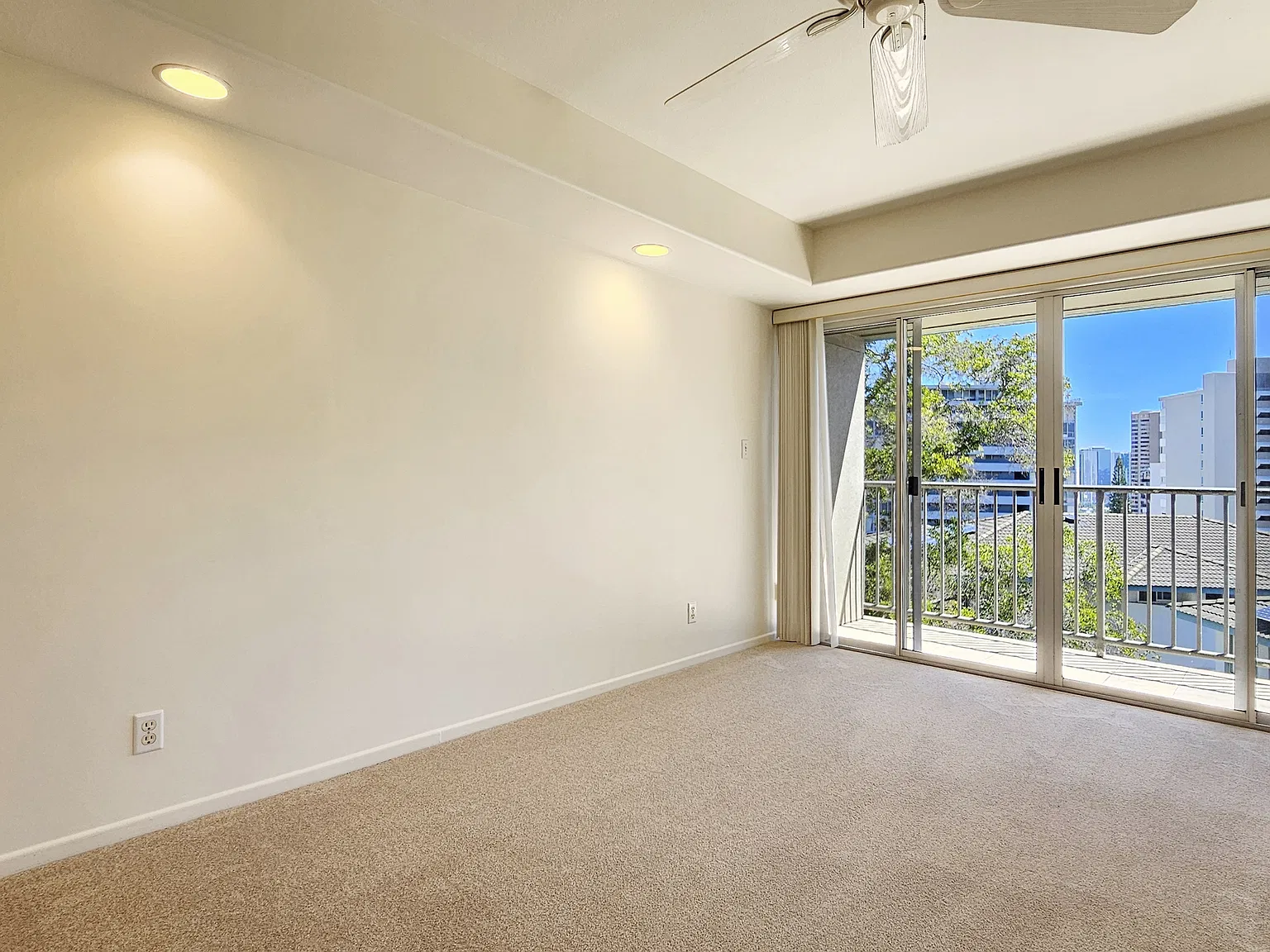 949 Prospect St #311 - 311 — Photo 4