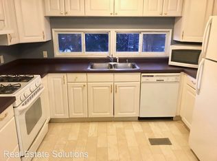 321 Pamela Pl, Anchorage, AK 99504