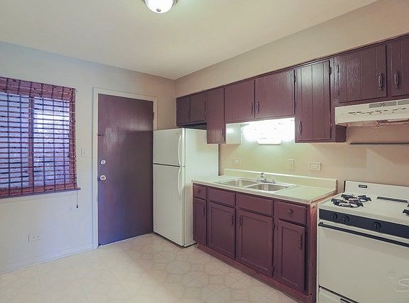 2nd image of 10475 Doris Ct APT 1E