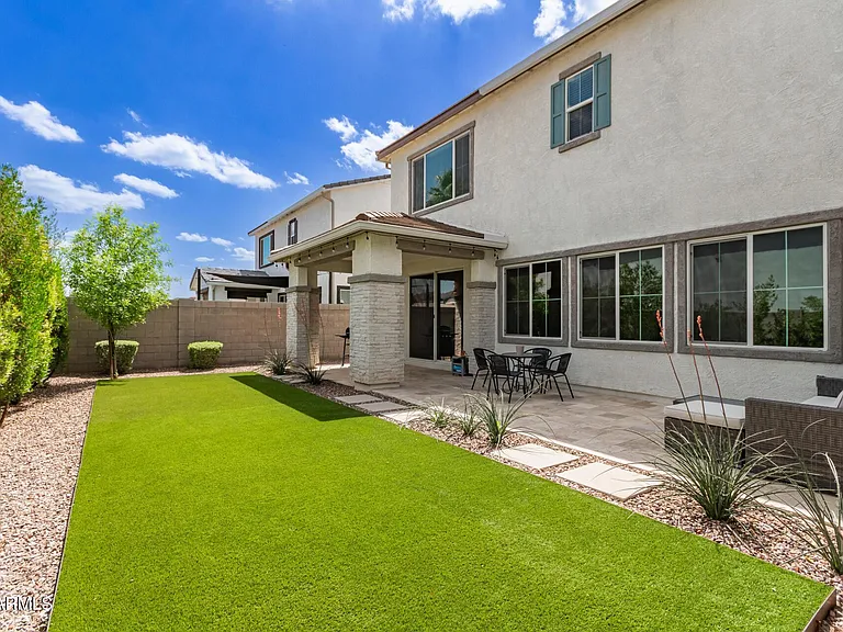 3746 E Earll Dr — Photo 31