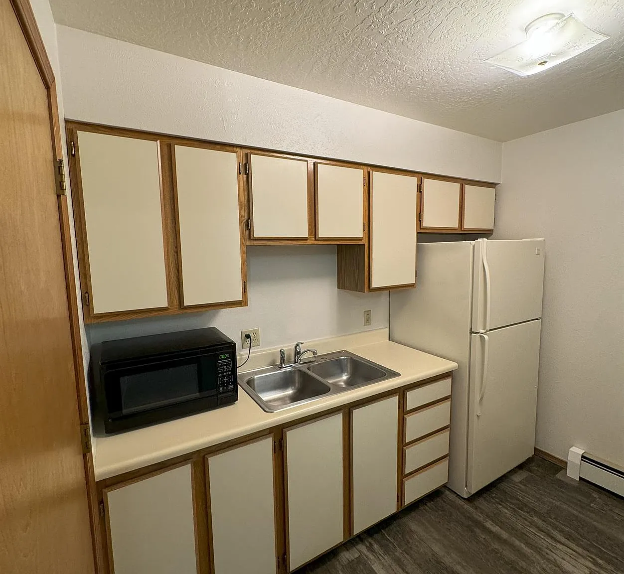 505 & 403 SW Higgins — Photo 3