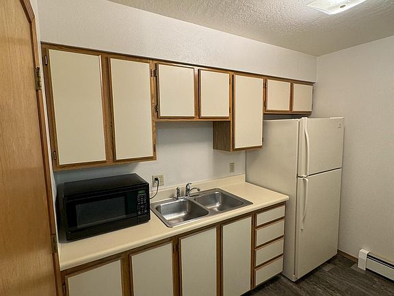 3rd image of 505 & 403 SW Higgins Ave #505E
