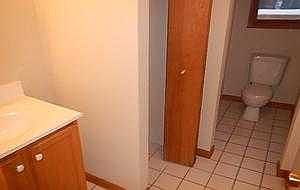 Bathroom2
