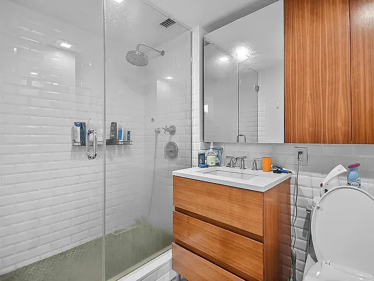 308 E 38th St #16A — Photo 9