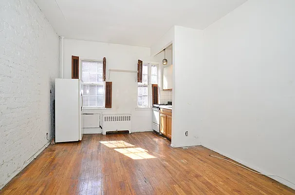 Rented by Prince Real Estate Associates LLC | media 16