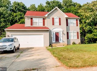 8500 Kingsway Dr, White Plains, MD
