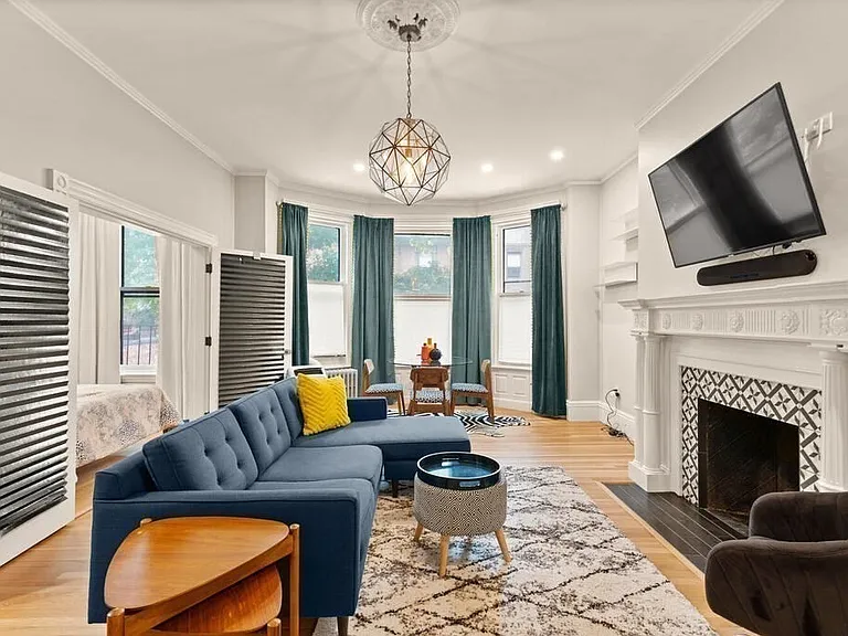 473 Beacon St #5 — Photo 1