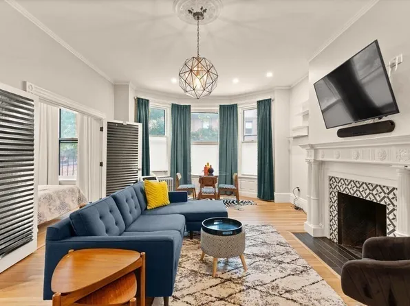 473 Beacon St APT 5, Boston, MA 02115
