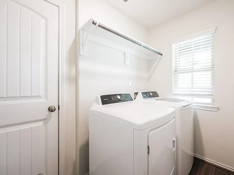 9858 Copper Ranch Trl — Photo 18