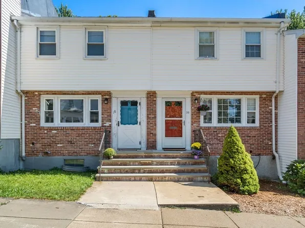 18 Manning St, Roslindale, MA 02131